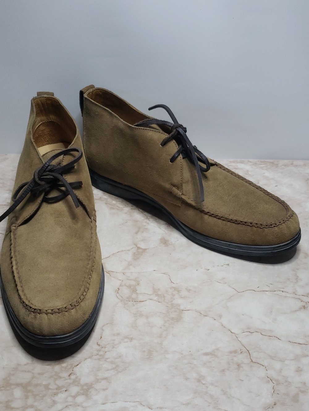 Peter Millar Men's Suede Chukka Moccasin Lace-Up Shoes in Tan 11